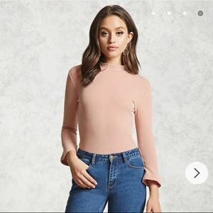 Ribbed Trumpet-Sleeve Top